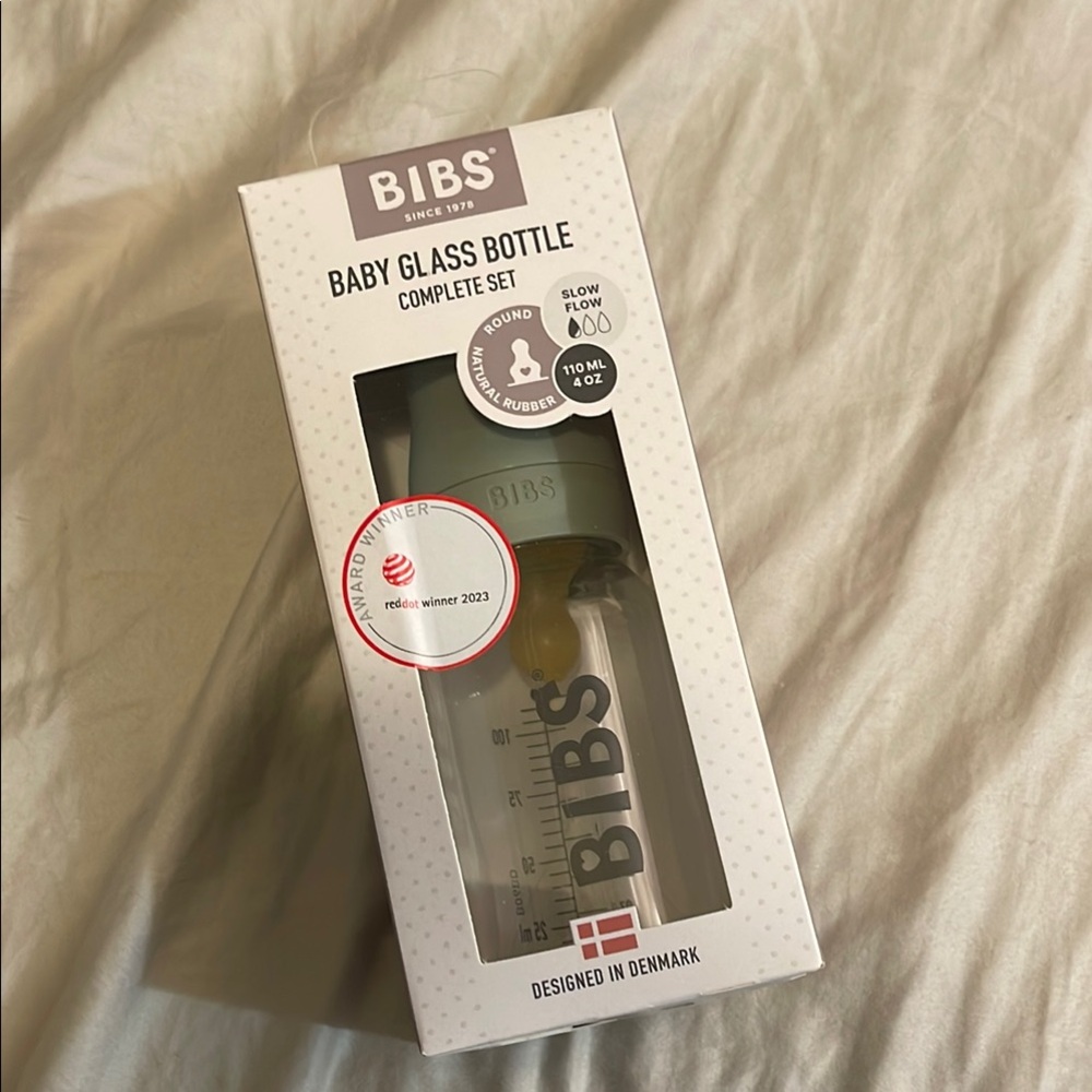 Bibs baby glass bottle 110ml/4oz slow flow nipple 0+months
